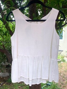 Amadi Soft White Peplum Top (Fits larger that label says)